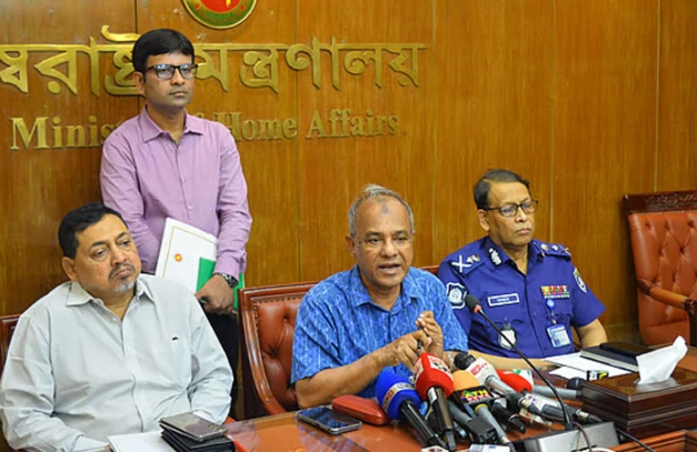 কারাগারে যাবজ্জীবন সাজার মেয়াদ কমানো হতে পারে: স্বরাষ্ট্র উপদেষ্টা