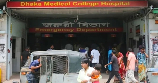 বনানীতে ছুরিকাঘাতে একই পরিবারের ৩ জন আহত