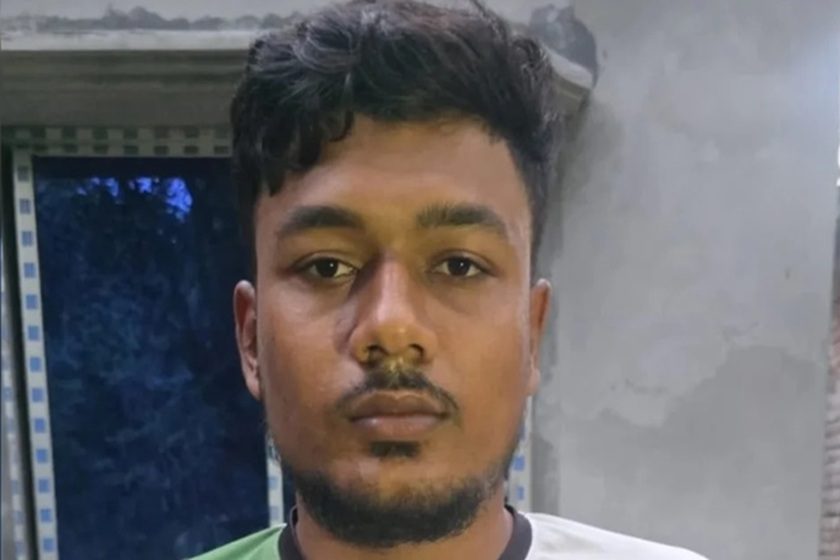 ফেসবুকে প্রধানমন্ত্রীকে নিয়ে মন্তব্য, যুবক বাবাসহ ডিবি হেফাজতে